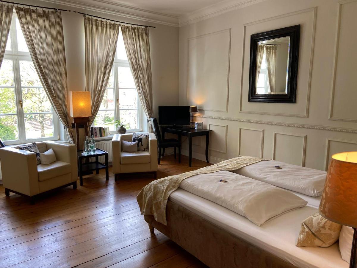 Hotel Hochzeitshaus アウリッヒ エクステリア 写真