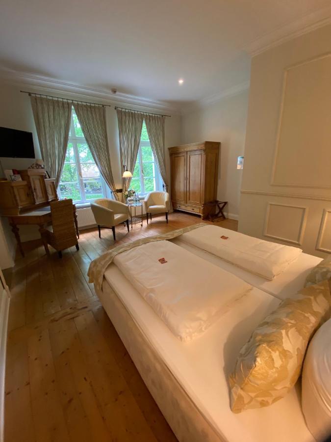 Hotel Hochzeitshaus アウリッヒ エクステリア 写真